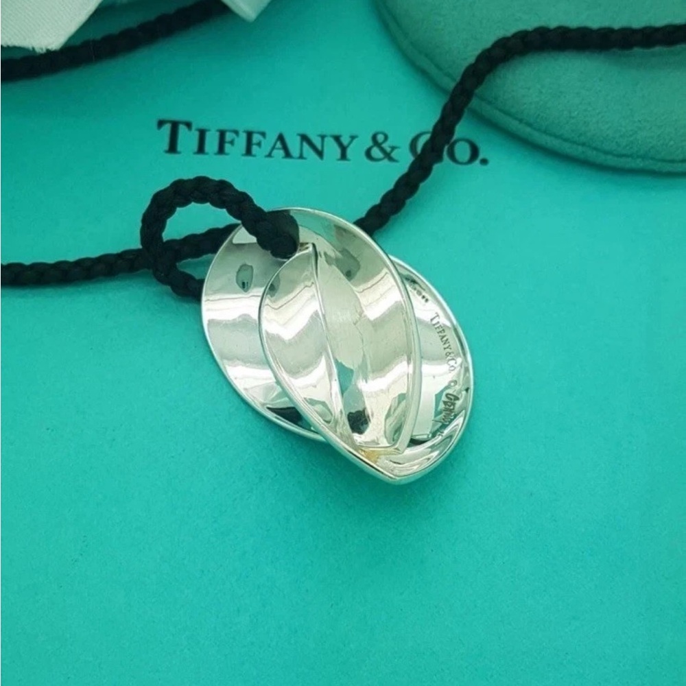 Tiffany & Co. 💯% Auth Rare Lrg  Frank Gehry Heart Pendant Necklace w/Box ✨EUC✨ - Picture 3 of 5